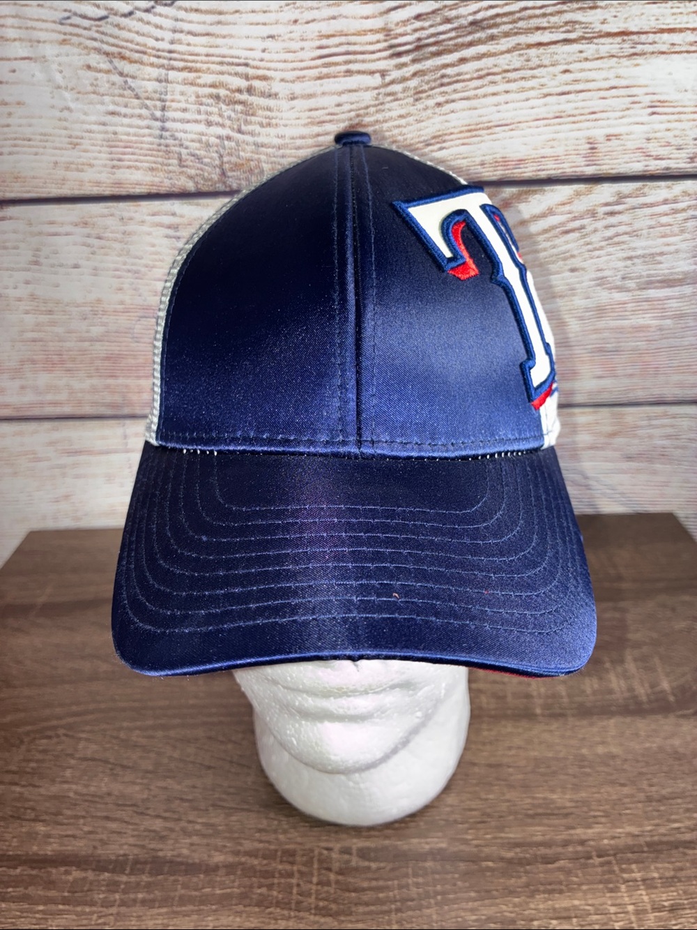 NWOT Youth New Era Texas Rangers Navy Trucker Cap with Embroidered T